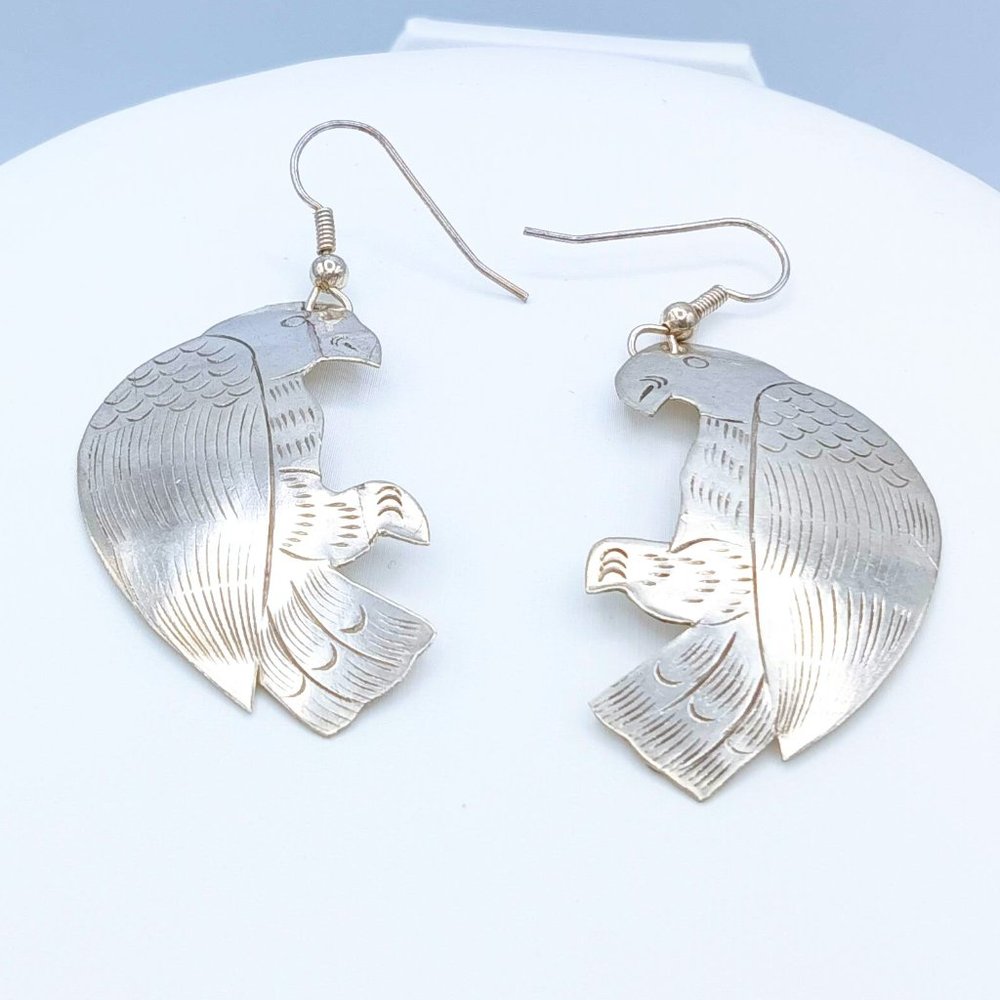 Vintage Silver Bird Tooled Etched Dangle Earrings - Picture 10 of 12